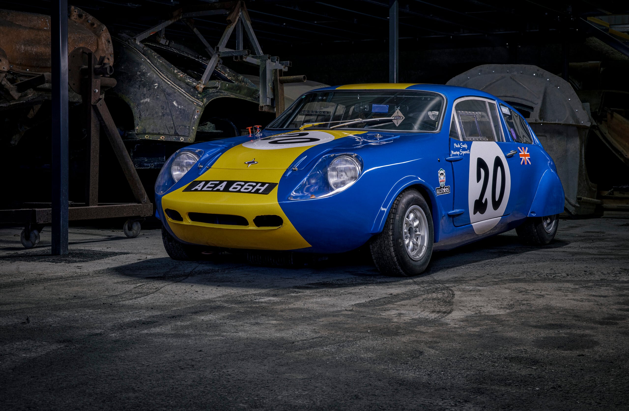 Racing • Marcos Motor Company